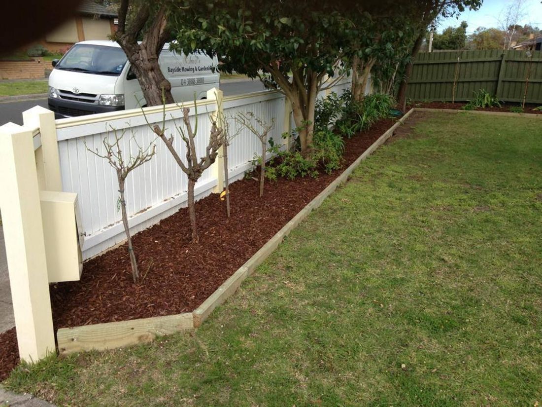 5 Garden Edging Ideas For Your Front Hipages Com Au