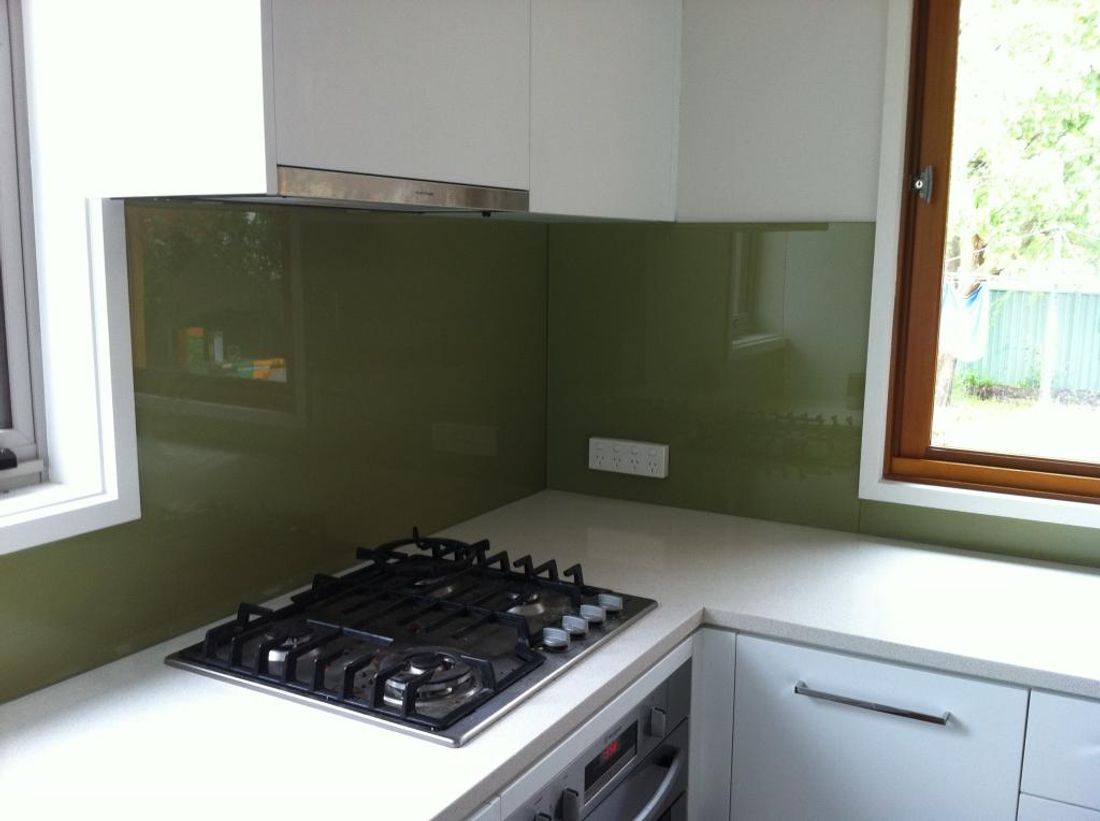 Kitchen Window Splashbacks: Reasons & Costs