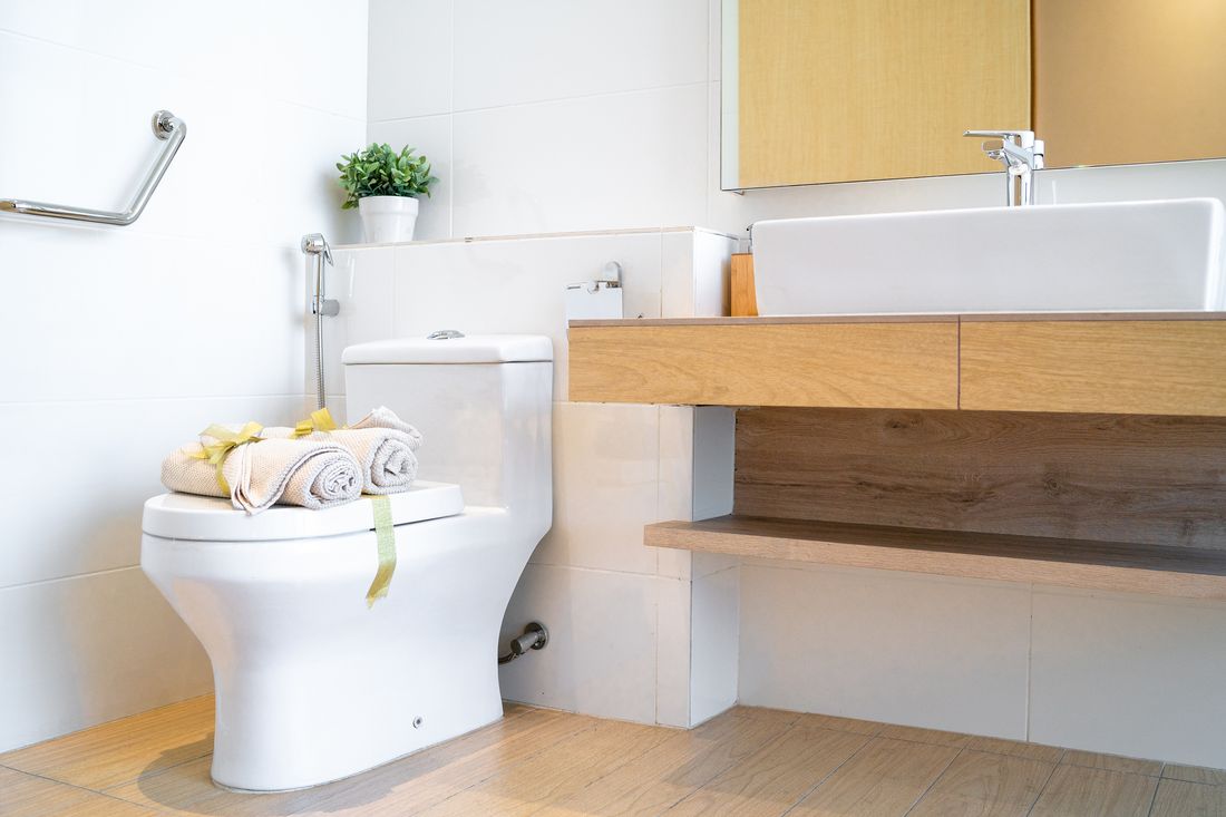 What Is (And How To Install) A Close Coupled Toilet Suite