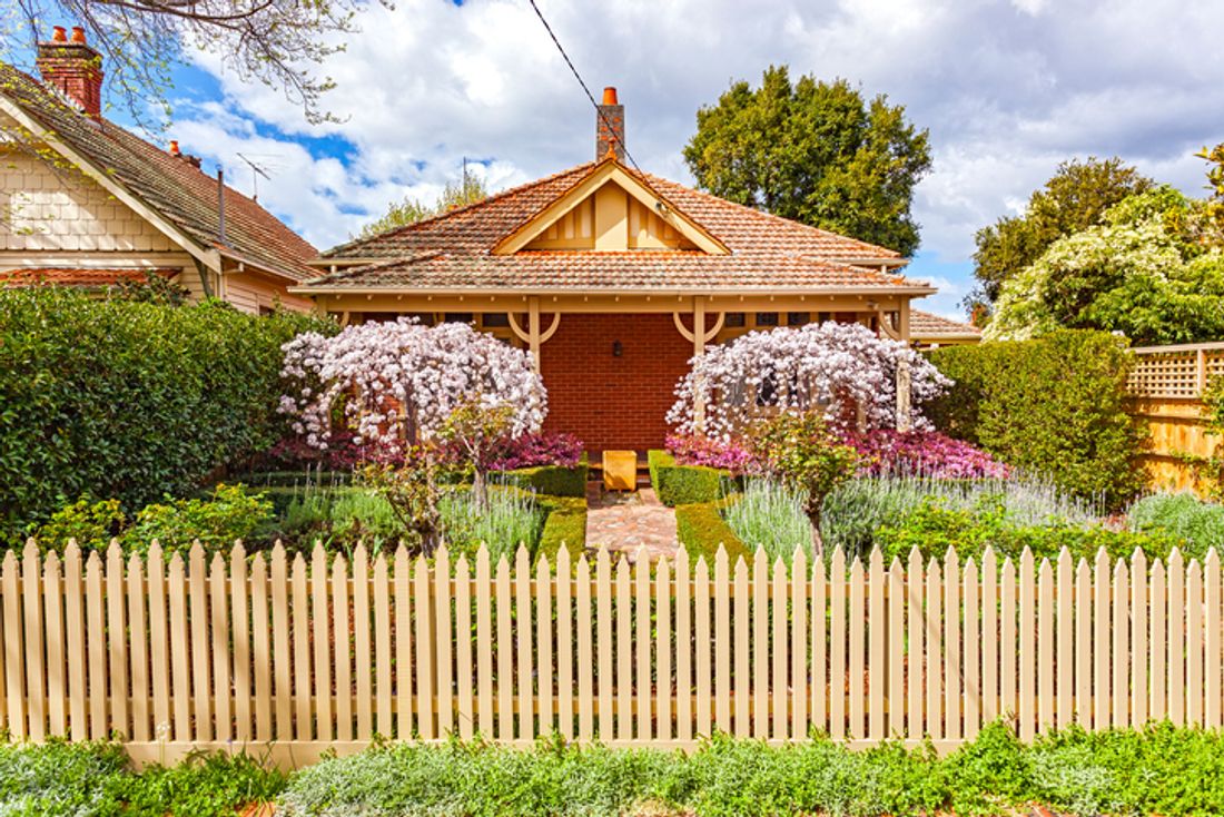 2018 How Much Does Timber Fencing Cost? - hipages.com.au