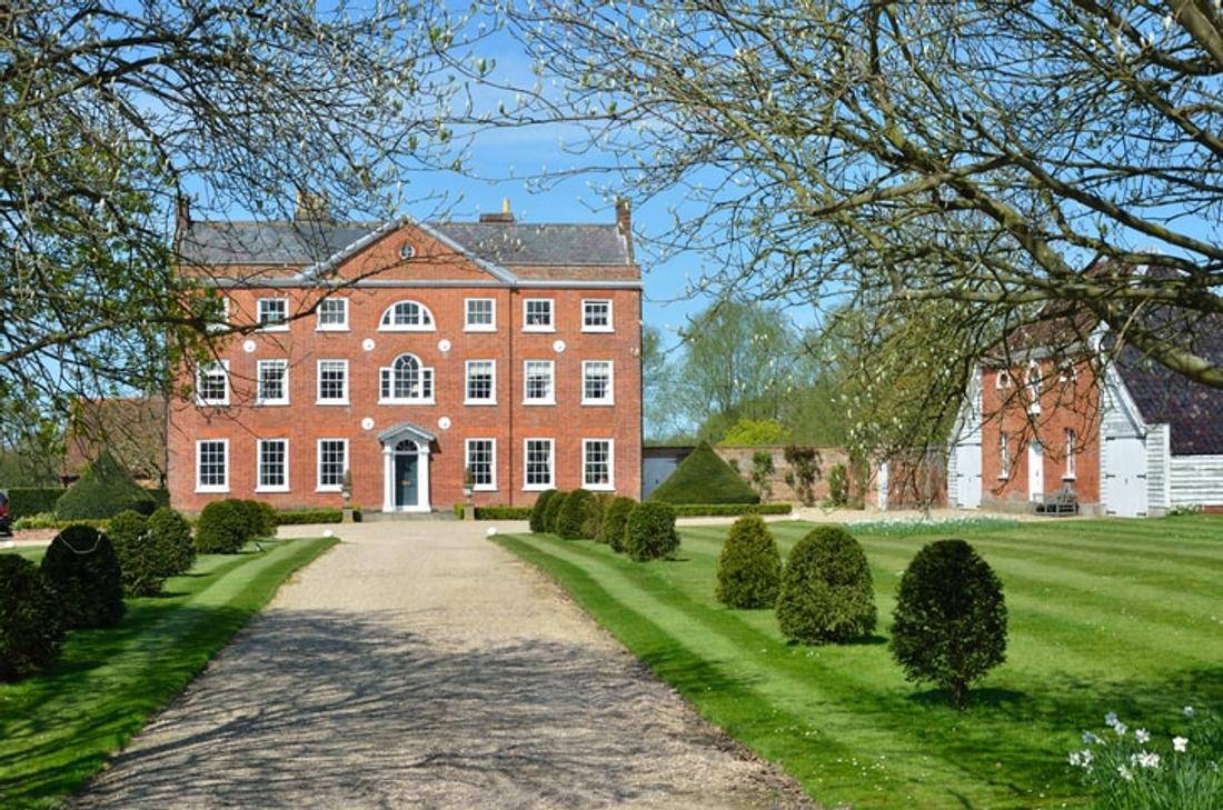 How to bring British style and design home