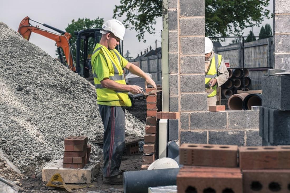 Best Local Block Laying Near Me (3 Quotes Fast)