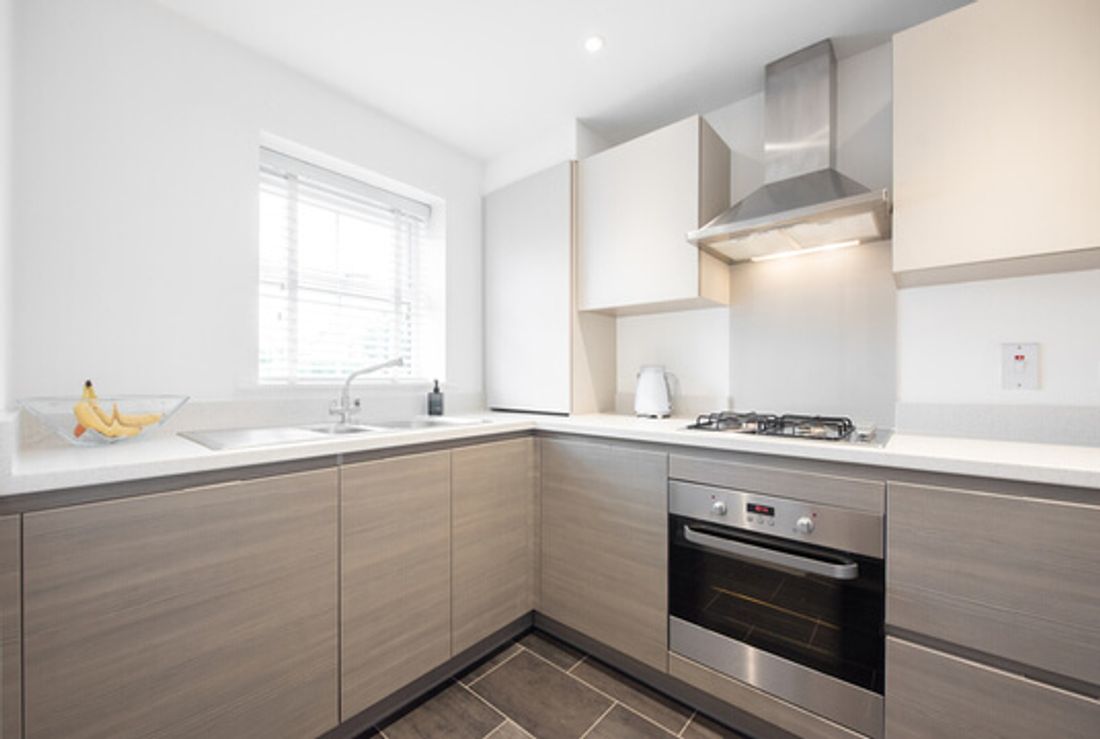 How Much Does Range Hood Installation Cost? [2024]