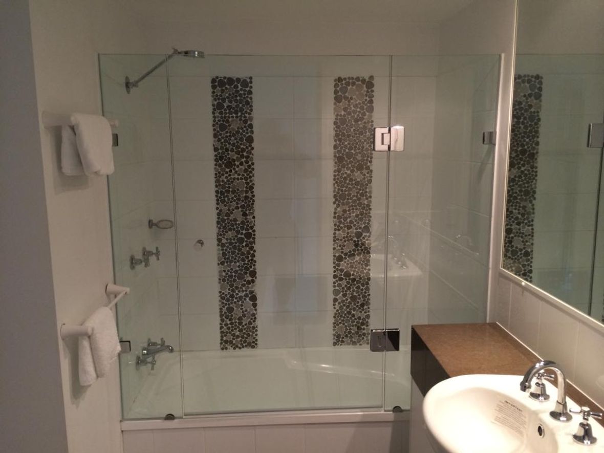 Installing New Shower Screens