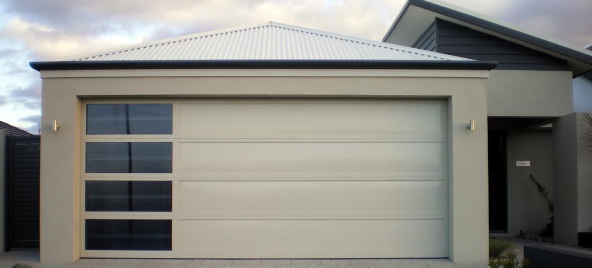 2022 How much is a garage door? | Cost guide 2022 - hipages.com.au