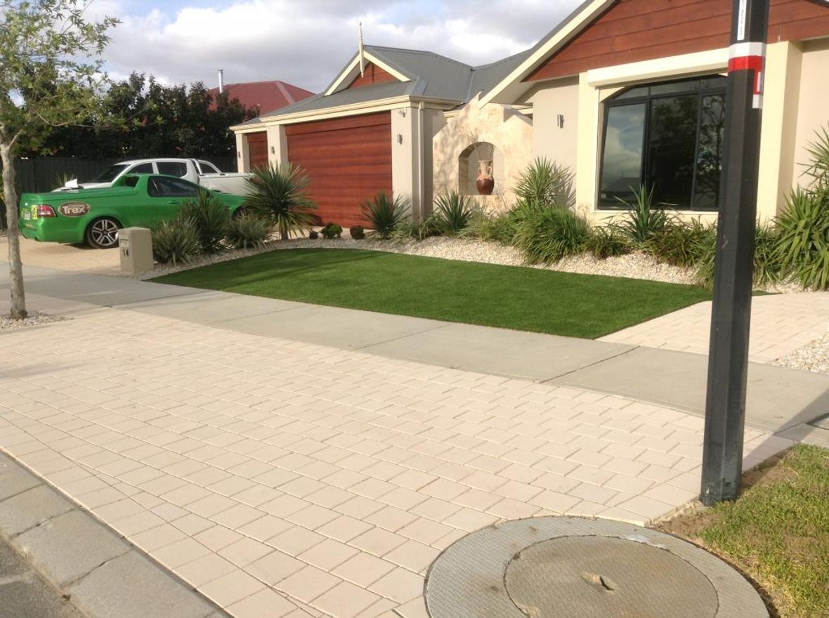 How Much Does Synthetic Artificial Grass Cost? [2023]