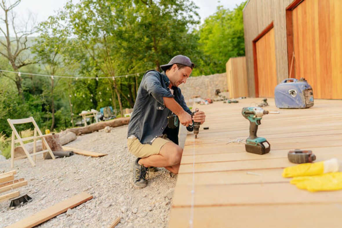 How Much Does it Cost to Build a Timber Deck? [2024]