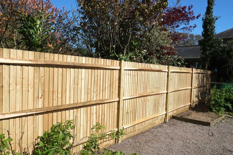 2022 How Much Does Timber Fencing Cost?
