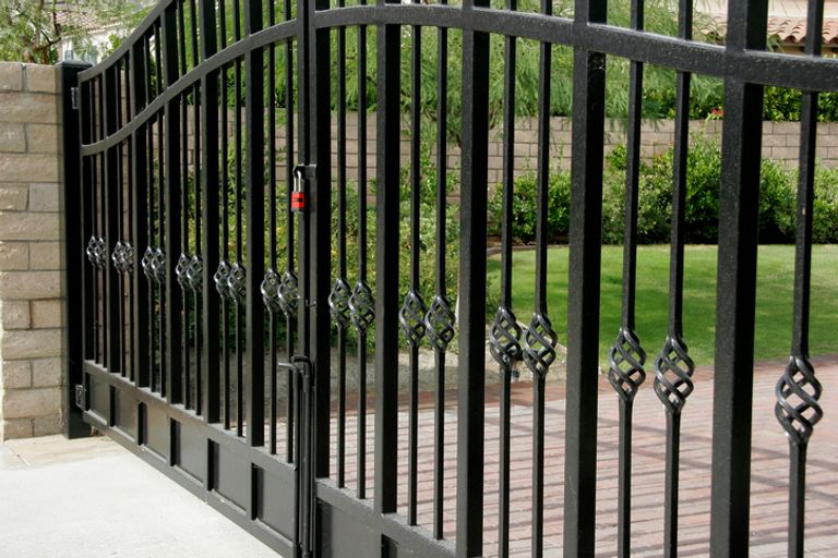 How Much Do Driveway Gates Cost? [2023]