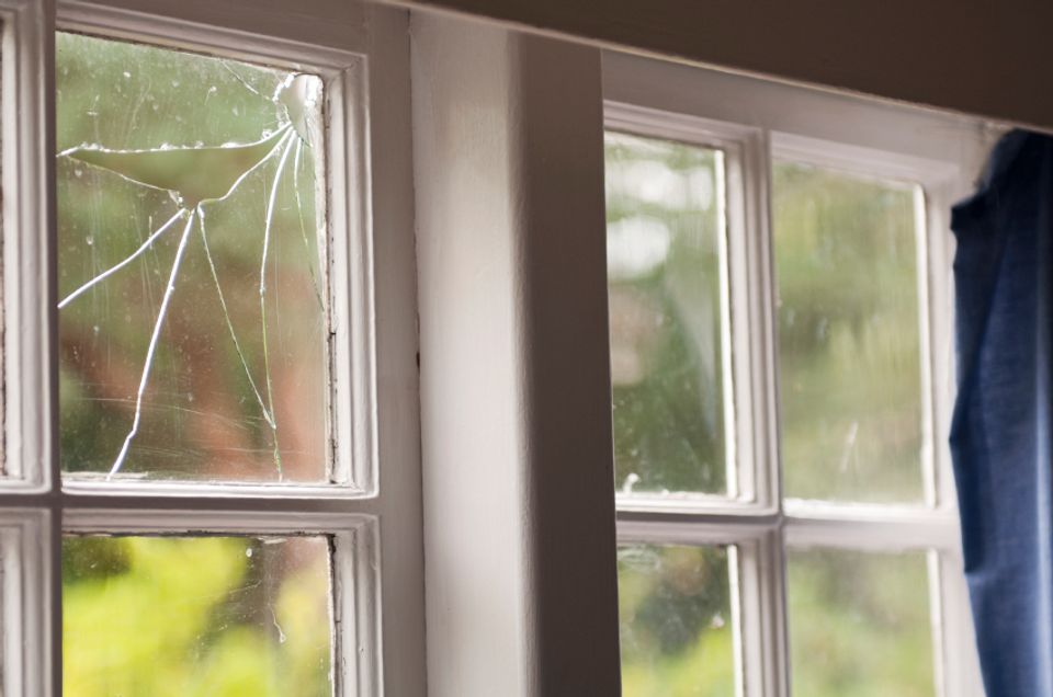 How Much Does Glass & Glazing Cost? [2024]