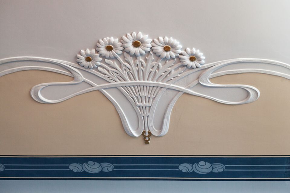 How Much Does Ornamental Plaster Cost? [2024]